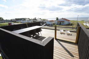 Holiday house in Morbylanga with a fantastic sea view from the roof terrace in Mörbylånga